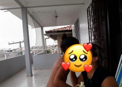 Casa ampla com varanda e cobertura em prédio residencial