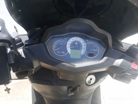 Moto automática.