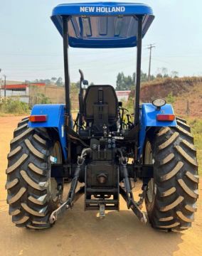 Trator new holland UNICO DONO