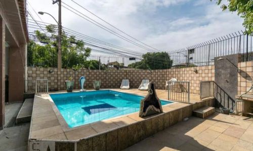 Aluguel casa grande 