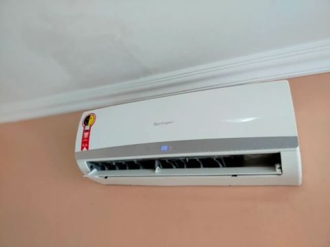 Ar condicionado 