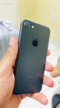 iPhone 7 Preto - Seminovo