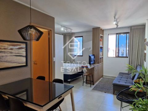 Studio mobiliado repleto de praticidade em Maceió