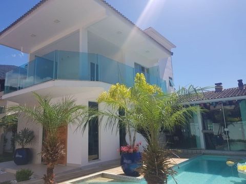 Imobiliária nova aliança vende casa cinematografica em muriqui!!