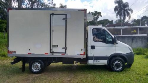 IVECO DAILY REFRIGERADA ANO 2012 