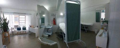 ALUGO SALA de estética  montada
