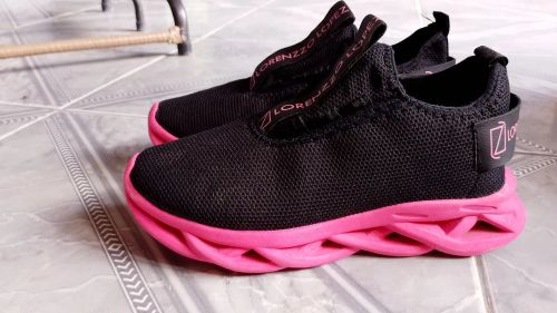 Tênis Feminino Preto e Rosa