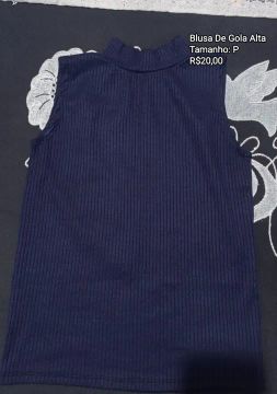 Blusa de Gola Alta 