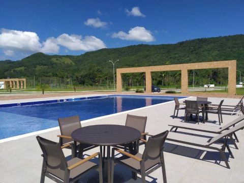 Terreno à venda no Villa Ratones