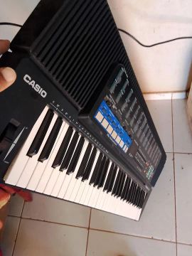 Teclado CT 670 Casio ..usado boas condiçoes