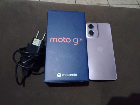 Moto G24 com caixa, carregador original 