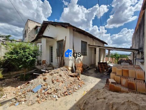Casa para aluguel, 6 quartos, 1 suíte, 2 vagas, Santa Inês - Belo Horizonte/MG