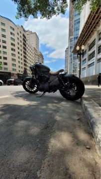 Harley Davidson 883