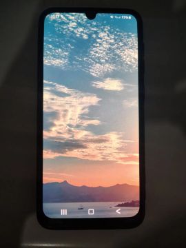 Celular Samsung Galaxy A30 em ótimo estado