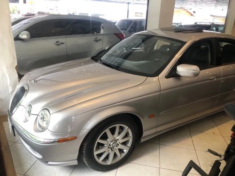 Jaguar S-Type ano 2000 só 12 000 kms