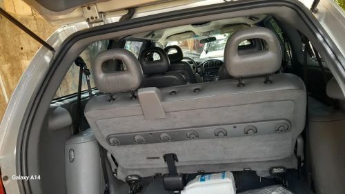 Vende-se  Gran Caravan número de telefone *