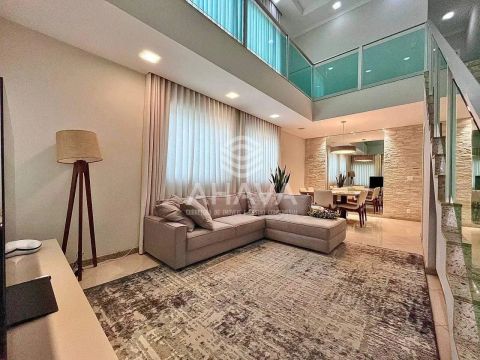 Casa com 3 Quartos Para locação, 215m², próximo à Av. Erico Verissimo
