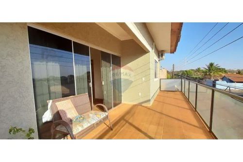 Sobrado Multifuncional em Sales Oliveira - Moradia e Negócio no Mesmo Lugar!