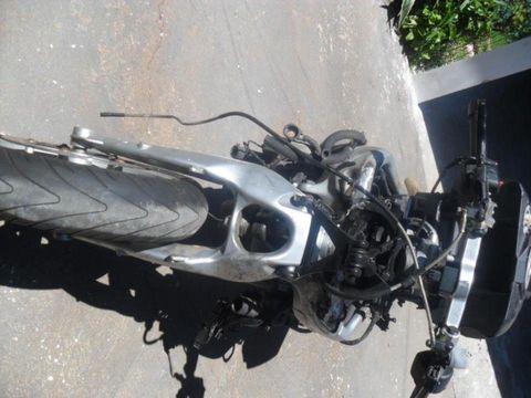 Sucata de moto para retirada de peças Bmw K 1200 S