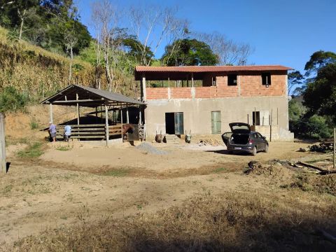 Sítio em Mimoso do Sul ( Aceito Propostas )