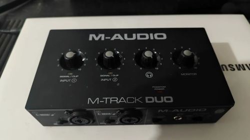 *PRA SAIR HOJEEE*Interface de Áudio M-Audio M-Track Duo