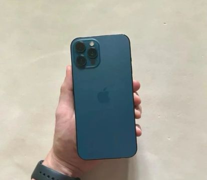 iPhone 12 Pro Max - Azul Sierra - 128GB