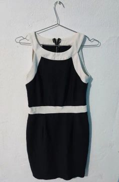 Vestido Básico Tamanho: M Cor: Preto e Bege - Shein