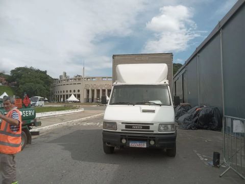 Vendo Iveco bau 2004