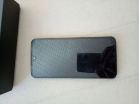 Celular moto G7 plus Rubi 64GB + 4gb ram