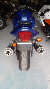 Sucata de moto para retirada CBR 1000xx 2003 
