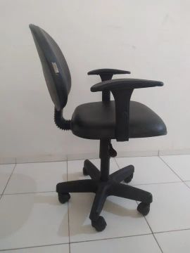 Cadeira giratória executiva 