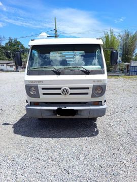 Caminhão Volkswagen 8-150