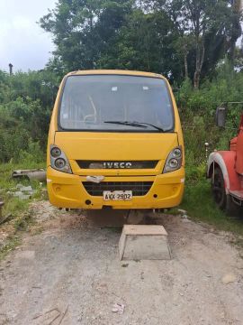 Ônibus Iveco -70c17 ano 2013 repasse 