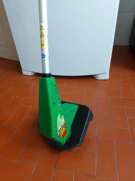 Aparador de grama 