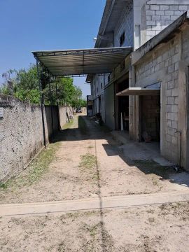 Alugo espaço compartilhado 