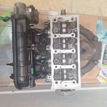 Cabeçote de motor completo com coletor de admissao peugeot 206 1.6 8v