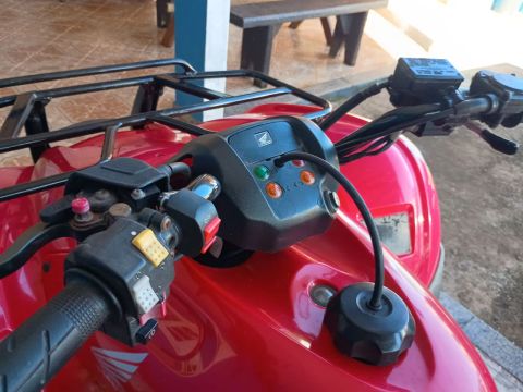 Quadriciclo Honda fourtrax 4x2 