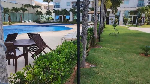 Condomínio fechado com a infraestrutura de um resort a poucos minutos da beira mar