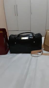 Bolsa de ombro e mão da pette jolie