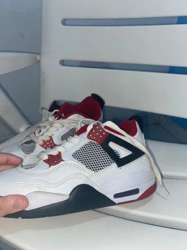 Tênis Nike Air Jordan 4 Retro