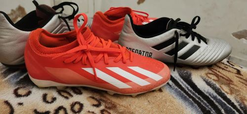 Chuteira crasyfast semi nova original /chuteira predator  semi nova usada 2 jogos 
