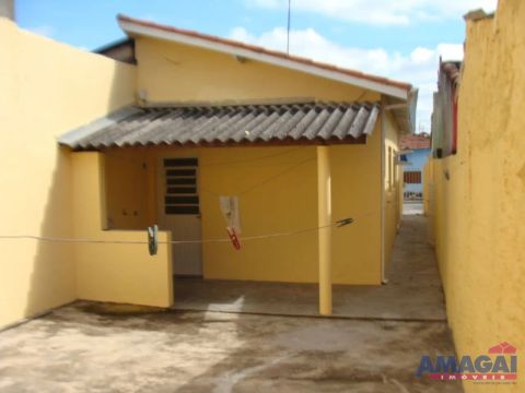 Jacareí - Casa Padrão - Jardim Paraíba