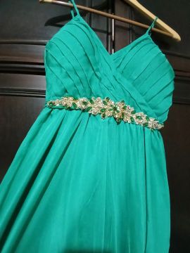 Vestido longo verde - perfeito para ocasiões especiais!