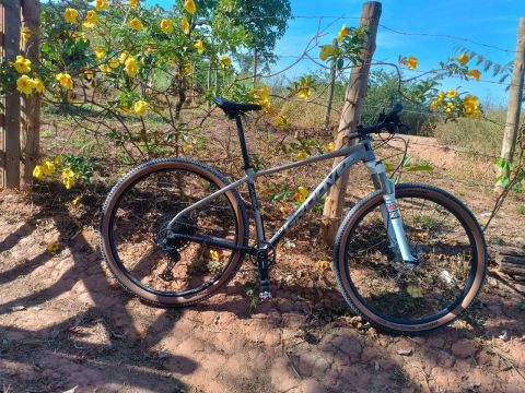 Bicicleta Aro 29 - groove- Nova