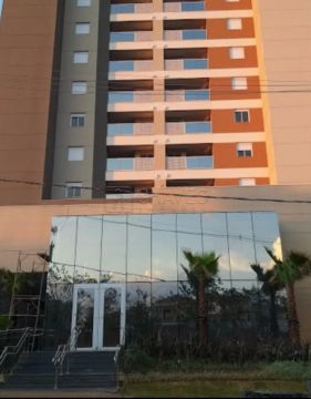 Apartamento Padrão em Ribeirão Preto