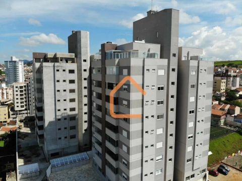Apartamento com 4 dormitórios à venda, 200 m² por R$ 2.000.000 - Primavera - Pouso Alegre/