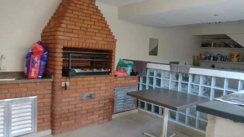 Lindo sobrado  - MUITO BARATO !