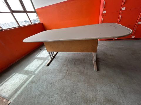Mesa de Escritório em bom estado