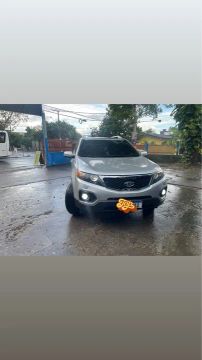 Sorento 3.5 v6  7 lugares com teto solar panorâmico completo 2012
