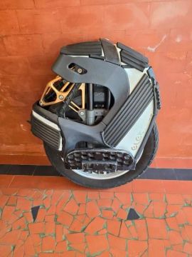 Monociclo (EUC) - Kingsong S18 - 4400KM - Assegurado (Set/2025)
